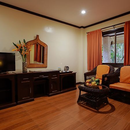 Paradise Garden Hotel And Convention Center Boracay Powered By Aston Manoc-Manoc Bagian luar foto
