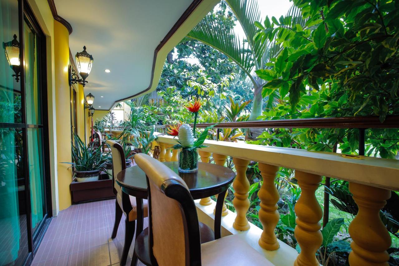 Paradise Garden Hotel And Convention Center Boracay Powered By Aston Manoc-Manoc Bagian luar foto